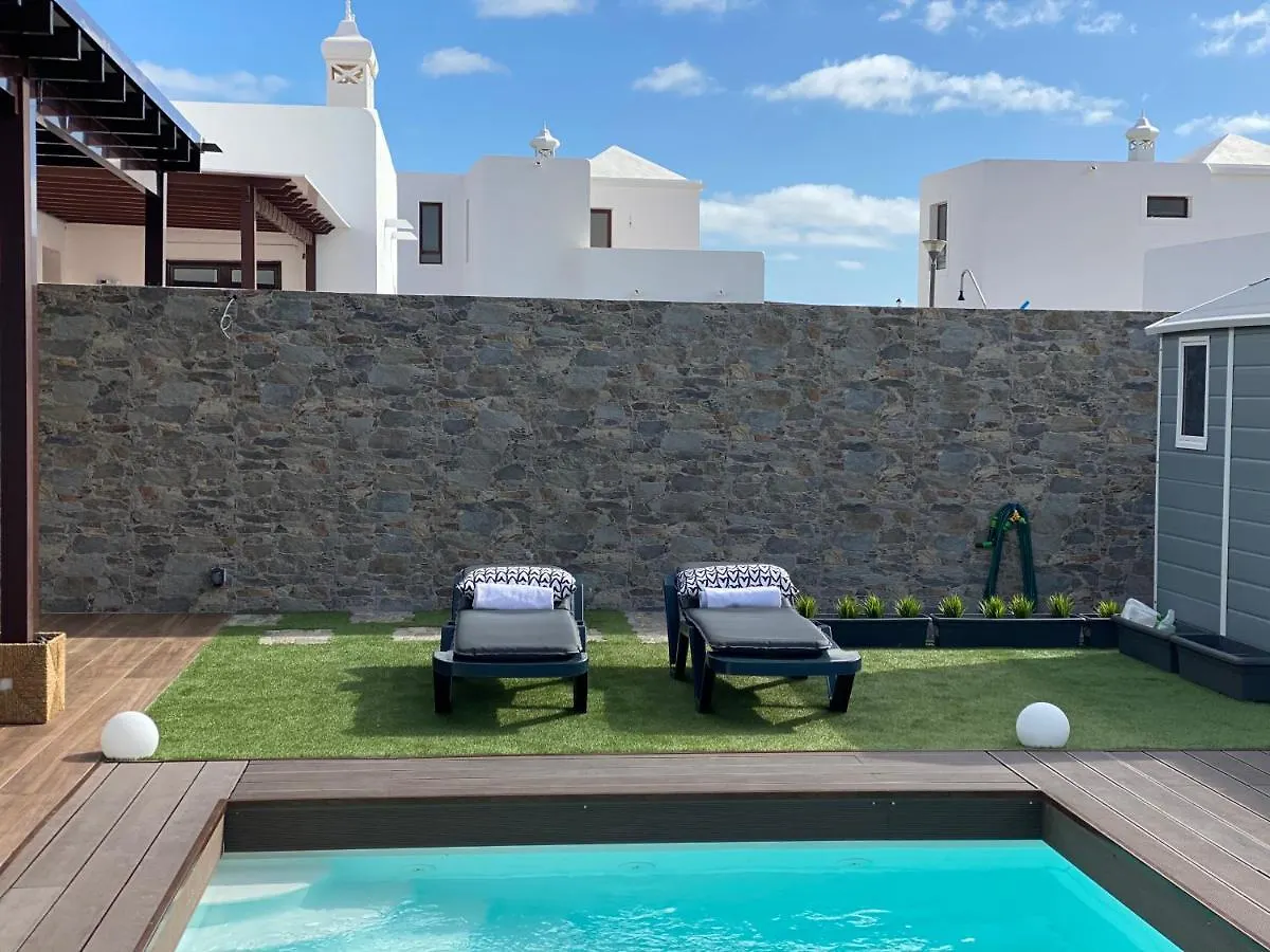 Villa Laura 31 Playa Blanca (Adults Only) Homestay